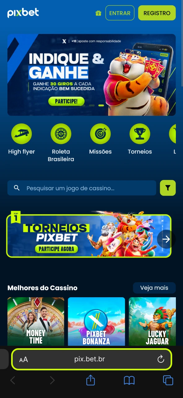 Abra o site da Pixbet no seu dispositivo iOS.